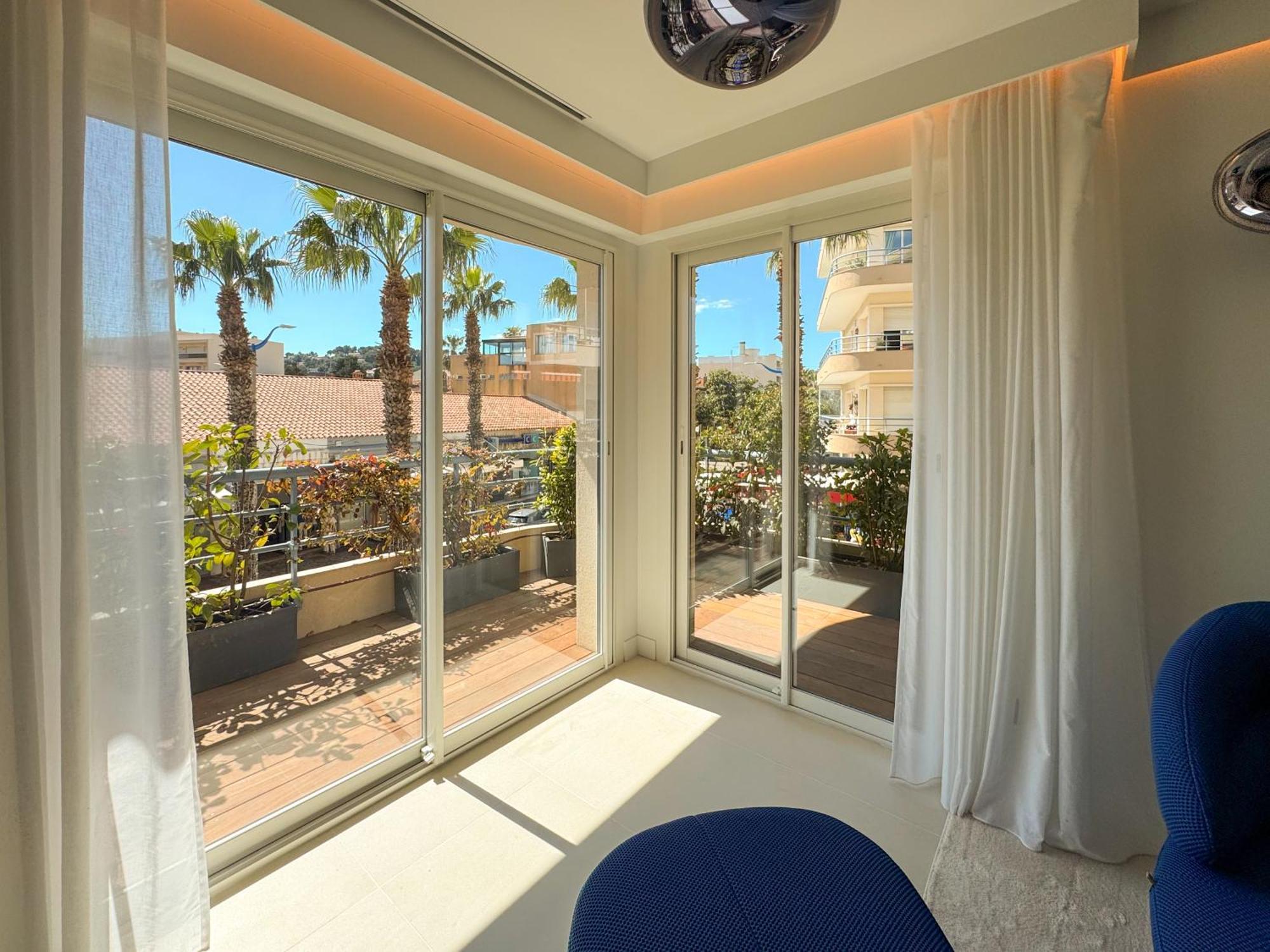 Appartement Luxueux Plein Centre De Cavalaire A 2Mn De La Plage Eksteriør bilde